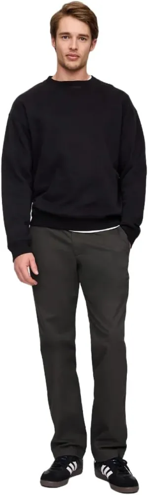 GAP Men's Essential Straight Fit Khaki Chino Pants